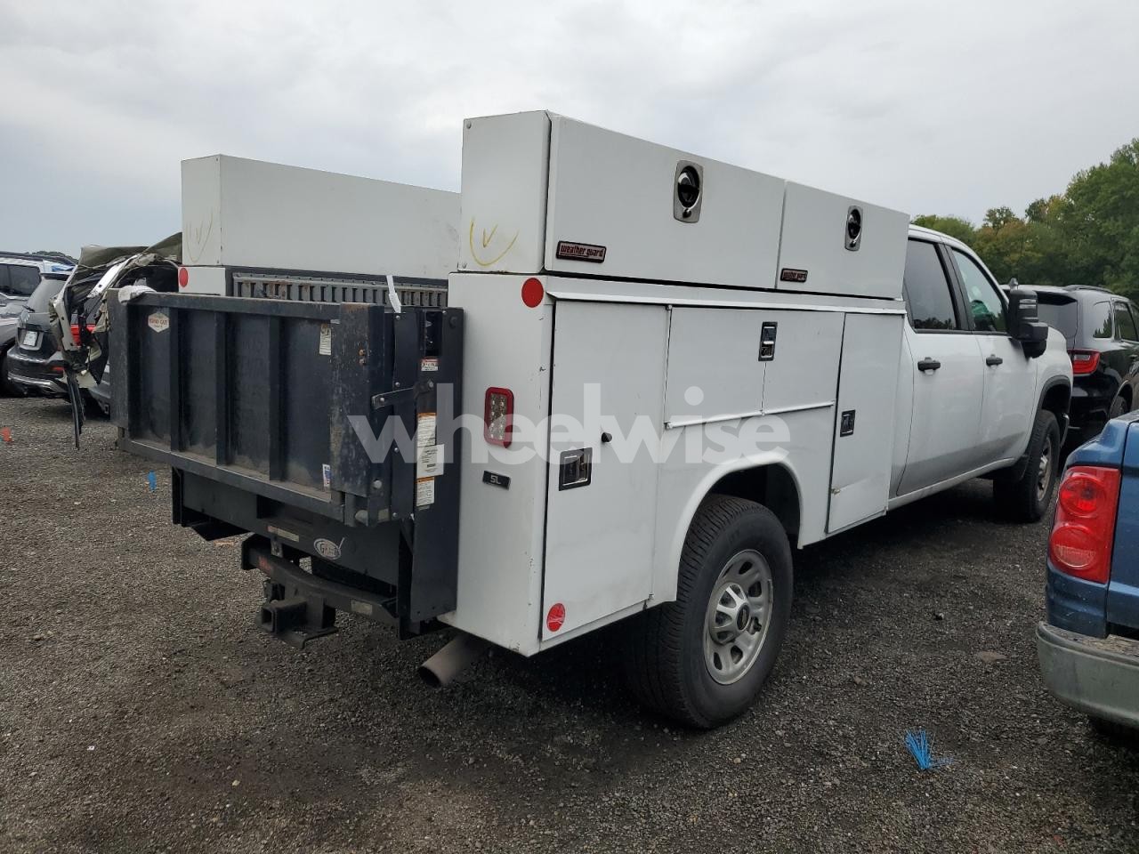 Photo 3 of 2020 CHEVROLET SILVERADO K3500 (VIN 1GB4YSE70LF219249)