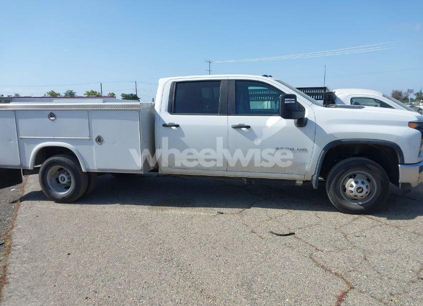 Photo 13 of 2020 Chevrolet Silverado 3500HD CHASSIS WORK TRUCK (VIN 1GB4YSEY1LF263589)