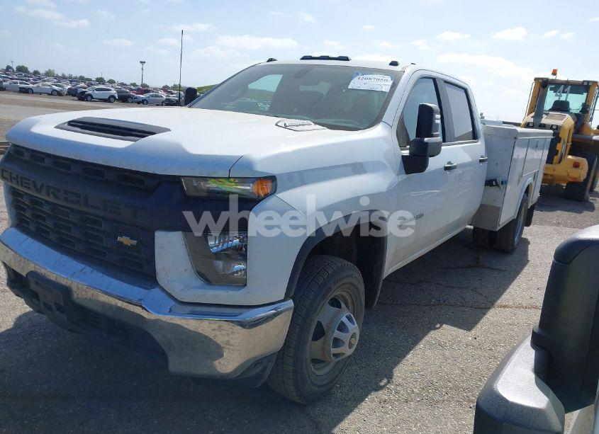 Photo 2 of 2020 Chevrolet Silverado 3500HD CHASSIS WORK TRUCK (VIN 1GB4YSEY1LF263589)