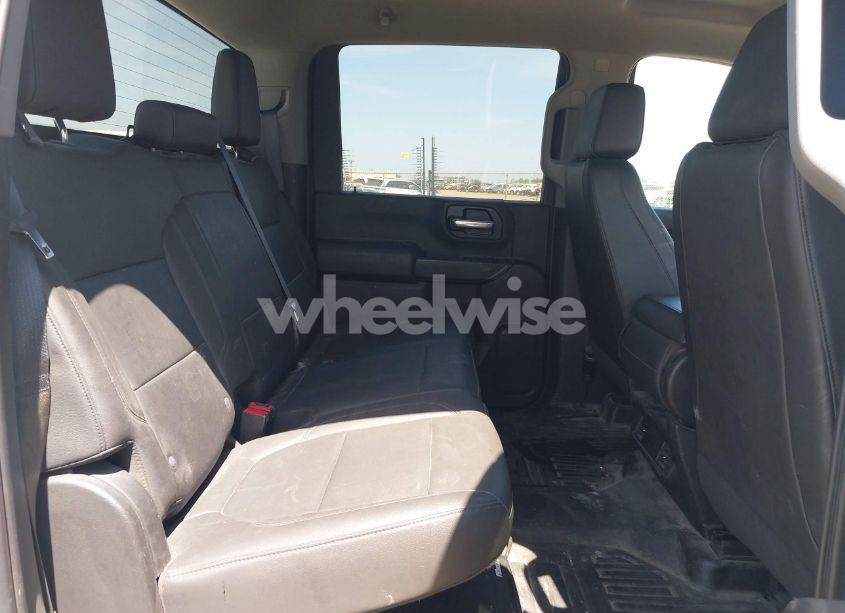 Photo 6 of 2020 Chevrolet Silverado 3500HD CHASSIS WORK TRUCK (VIN 1GB4YSEY1LF263589)