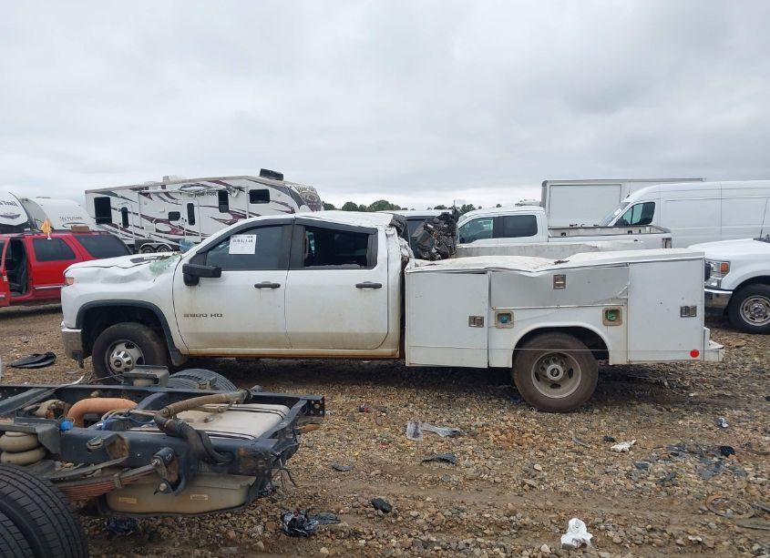 Photo 14 of 2022 Chevrolet Silverado 3500HD CHASSIS WORK TRUCK (VIN 1GB4YSEY2NF305920)