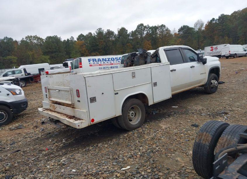 Photo 4 of 2022 Chevrolet Silverado 3500HD CHASSIS WORK TRUCK (VIN 1GB4YSEY2NF305920)