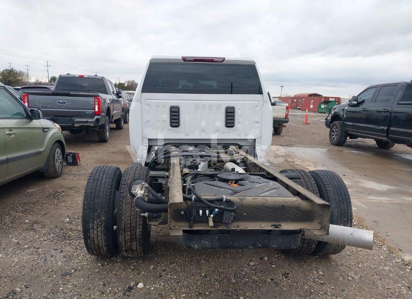 Photo 15 of 2024 Chevrolet Silverado 3500HD CHASSIS WORK TRUCK (VIN 1GB4YSEY2RF372653)