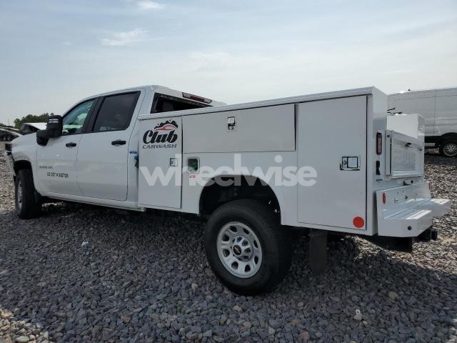Photo 3 of 2024 CHEVROLET SILVERADO K3500 (VIN 1GB4YSEYXRF442206)