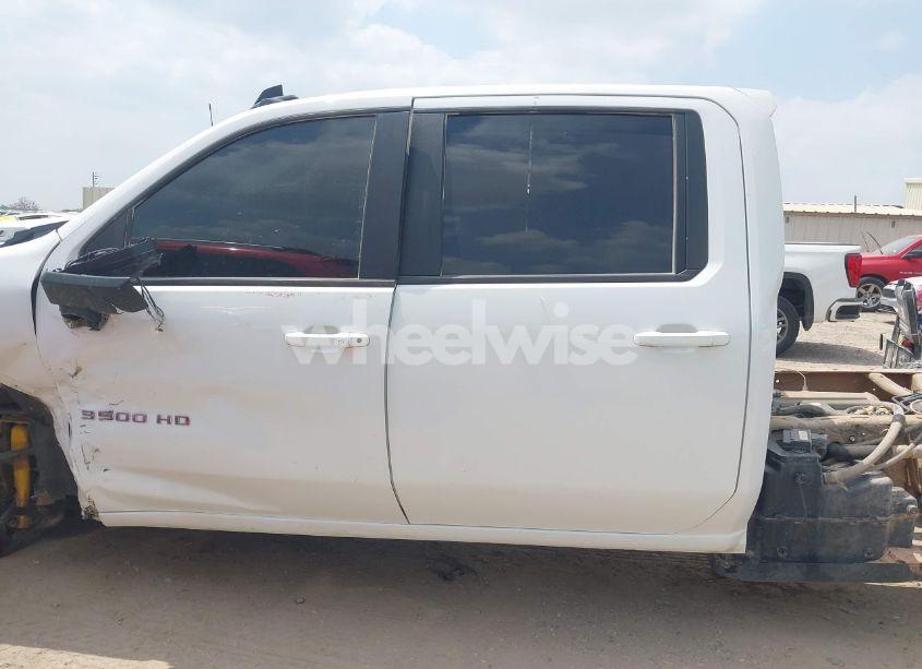 Photo 14 of 2022 Chevrolet Silverado 3500HD CHASSIS LT (VIN 1GB4YTEY0NF112719)