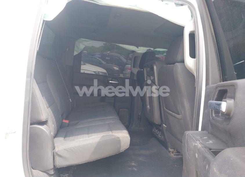 Photo 6 of 2022 Chevrolet Silverado 3500HD CHASSIS LT (VIN 1GB4YTEY0NF112719)
