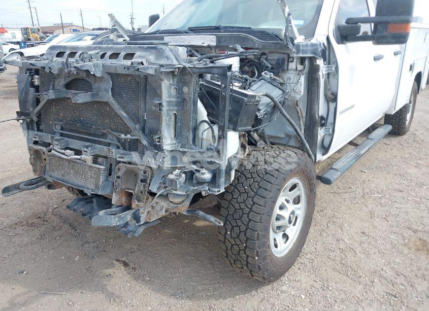 Photo 11 of 2018 Chevrolet Silverado 3500HD WT (VIN 1GB5KYCY7JZ295387)