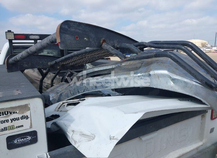 Photo 12 of 2018 Chevrolet Silverado 3500HD WT (VIN 1GB5KYCY7JZ295387)