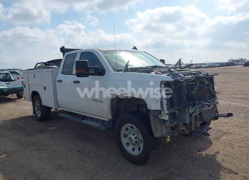 Photo 14 of 2018 Chevrolet Silverado 3500HD WT (VIN 1GB5KYCY7JZ295387)