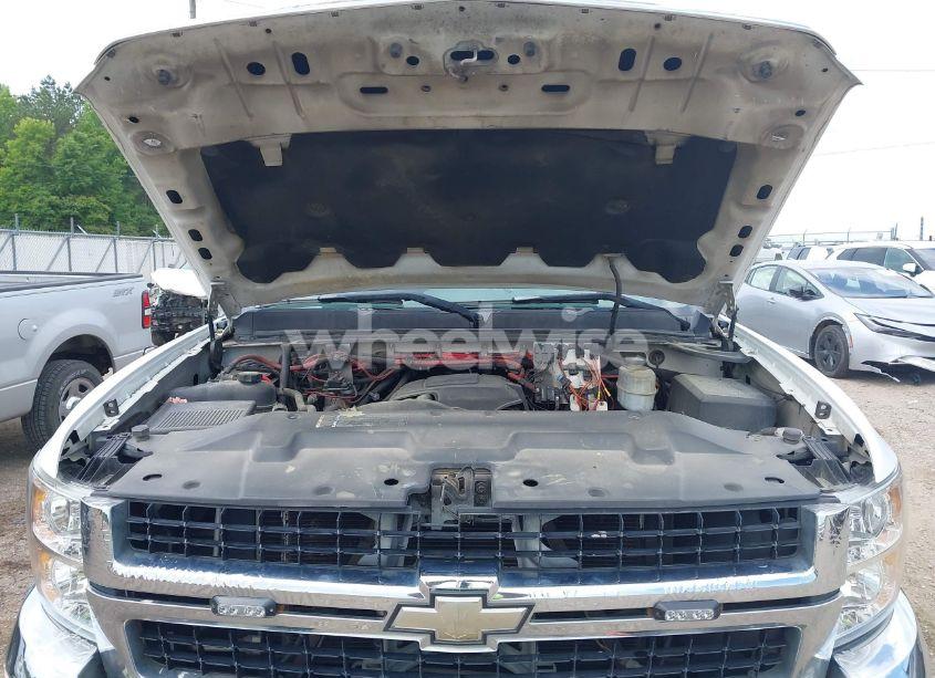 Photo 10 of 2010 Chevrolet Silverado 3500HD WORK TRUCK (VIN 1GB5KZBK7AZ252039)