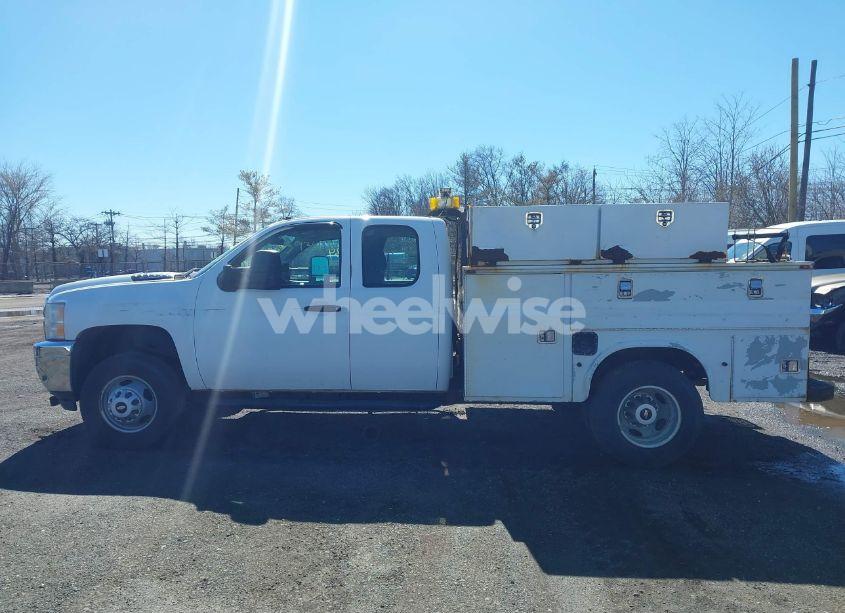 Photo 17 of 2011 Chevrolet Silverado 3500HD WORK TRUCK (VIN 1GB5KZCG5BZ365435)