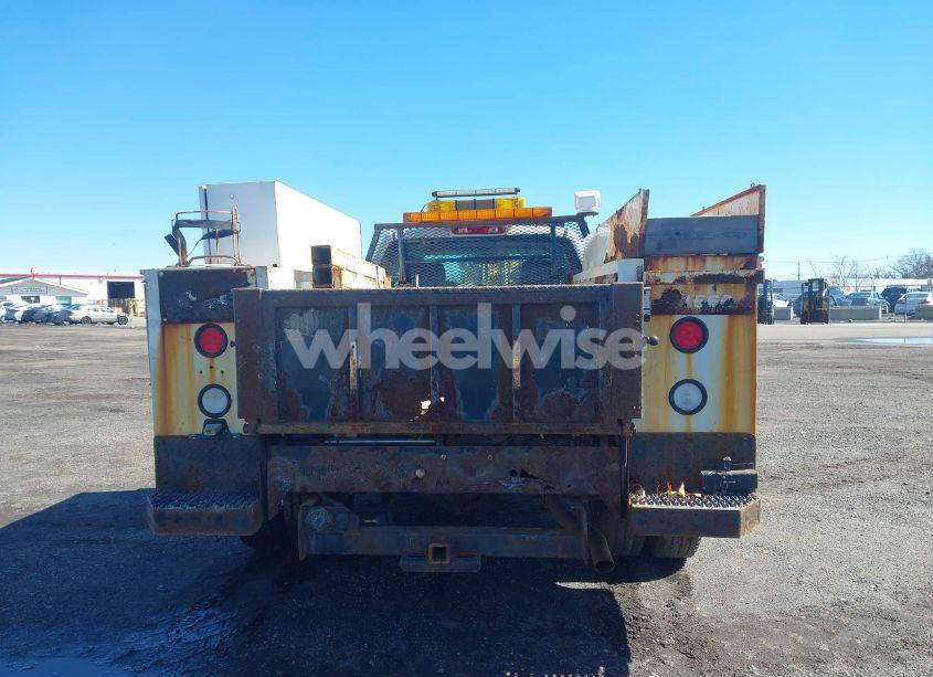 Photo 18 of 2011 Chevrolet Silverado 3500HD WORK TRUCK (VIN 1GB5KZCG5BZ365435)