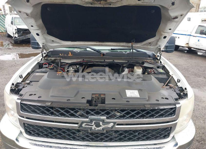 Photo 9 of 2011 Chevrolet Silverado 3500HD WORK TRUCK (VIN 1GB5KZCG5BZ365435)