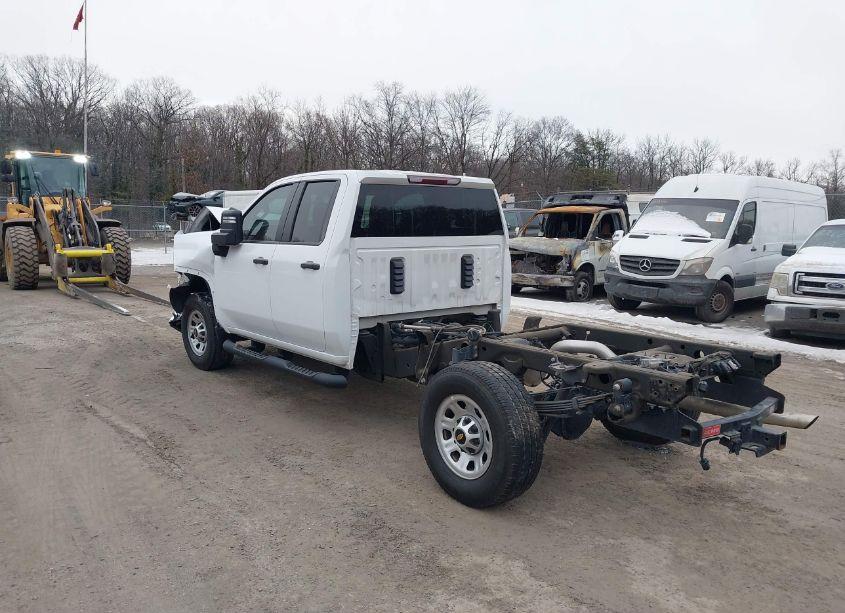 Photo 3 of 2022 Chevrolet Silverado 3500HD 2WD DOUBLE CAB LONG BED WT (VIN 1GB5WRE74NF270338)