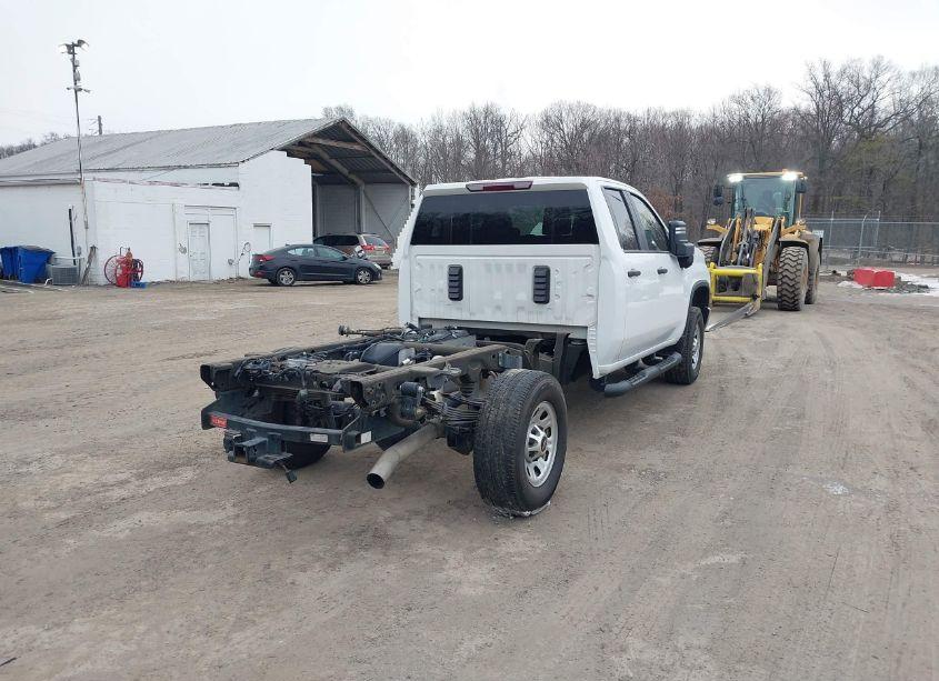 Photo 4 of 2022 Chevrolet Silverado 3500HD 2WD DOUBLE CAB LONG BED WT (VIN 1GB5WRE74NF270338)