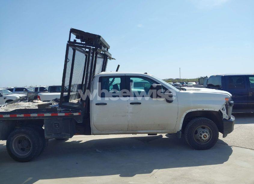 Photo 17 of 2023 Chevrolet Silverado 3500HD 2WD DOUBLE CAB LONG BED WT (VIN 1GB5WRE77PF174948)