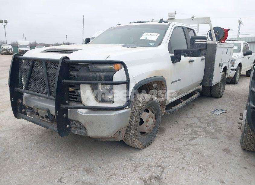 Photo 2 of 2021 Chevrolet Silverado 3500HD 4WD DOUBLE CAB LONG BED WT (VIN 1GB5YSE77MF135001)