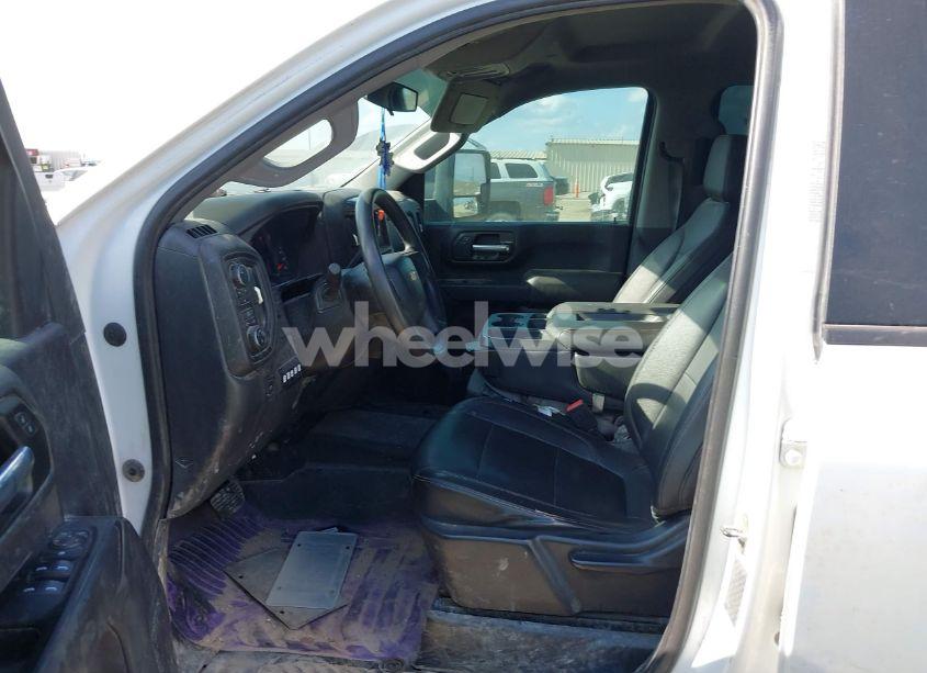 Photo 6 of 2021 Chevrolet Silverado 3500HD 4WD DOUBLE CAB LONG BED WT (VIN 1GB5YSE77MF135001)