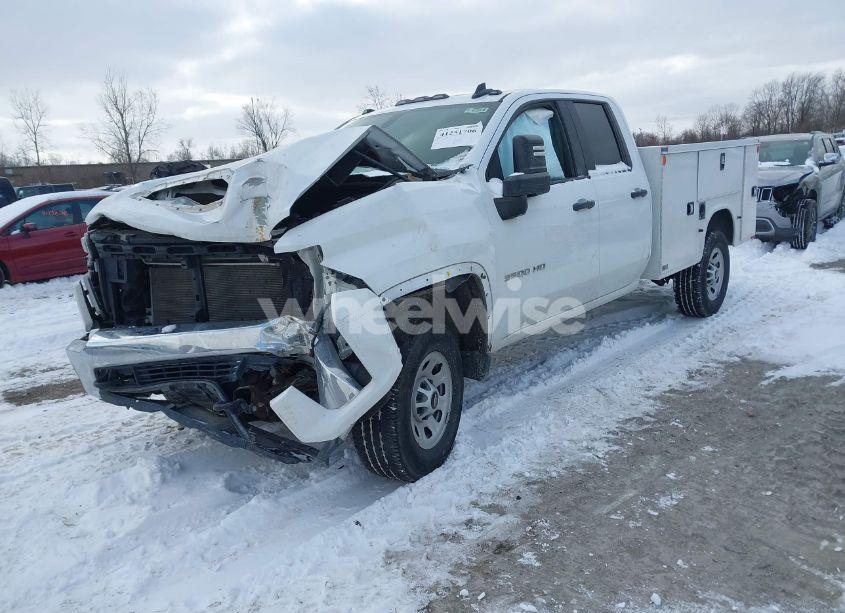 Photo 2 of 2021 Chevrolet Silverado 3500HD 4WD DOUBLE CAB LONG BED WT (VIN 1GB5YSE77MF172582)