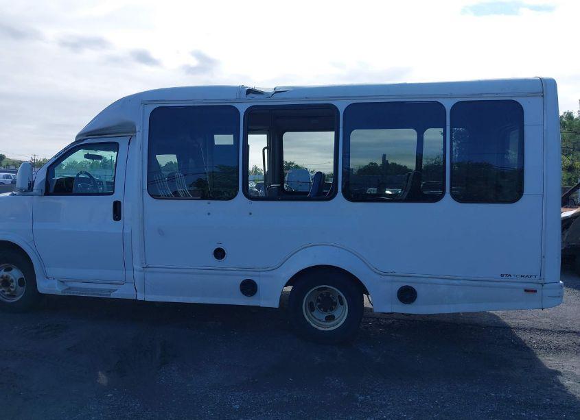 Photo 11 of 2010 Chevrolet Express CUTAWAY WORK VAN (VIN 1GB6G2BG6A1124642)