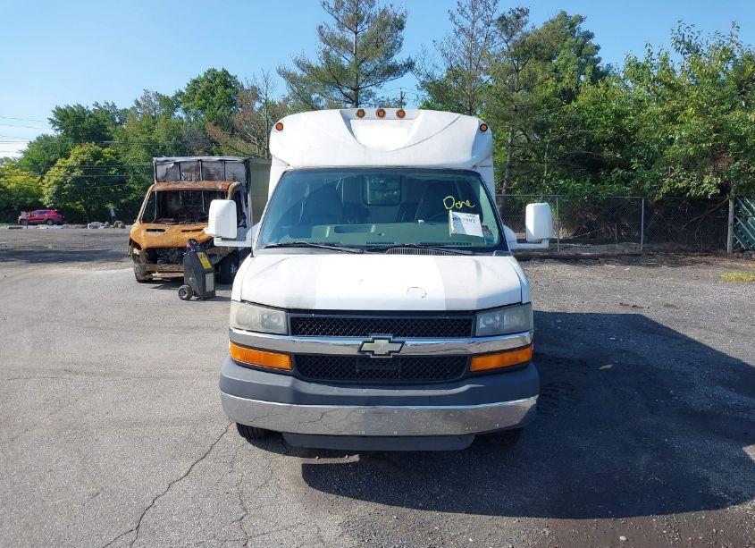 Photo 13 of 2010 Chevrolet Express CUTAWAY WORK VAN (VIN 1GB6G2BG6A1124642)
