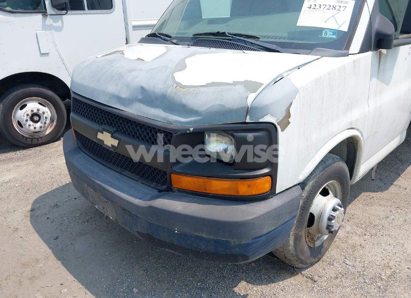 Photo 11 of 2010 Chevrolet Express CUTAWAY WORK VAN (VIN 1GB6G3BG7A1134862)