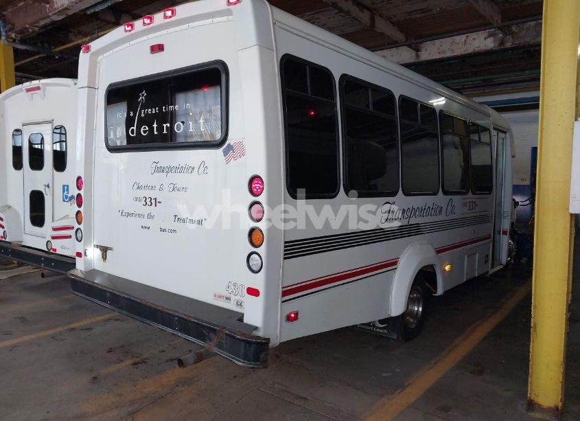 Photo 4 of 2014 Chevrolet Express CUTAWAY 4500 (VIN 1GB6G5BG6E1139682)