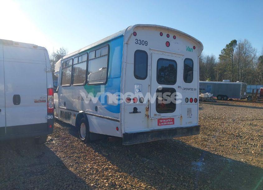 Photo 3 of 2013 Chevrolet Express CUTAWAY 4500 DIESEL (VIN 1GB6G5BL6D1179191)