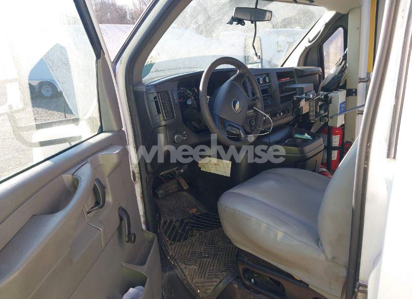 Photo 6 of 2013 Chevrolet Express CUTAWAY 4500 DIESEL (VIN 1GB6G5BL6D1179191)