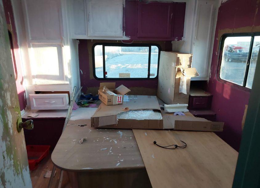 Photo 13 of 2014 Chevrolet Express CUTAWAY 4500 (VIN 1GB6G5CG4E1142482)