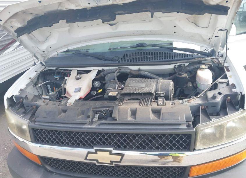 Photo 10 of 2014 Chevrolet Express CUTAWAY 4500 (VIN 1GB6G5CG9E1167801)