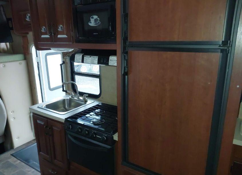 Photo 14 of 2014 Chevrolet Express CUTAWAY 4500 (VIN 1GB6G5CG9E1167801)