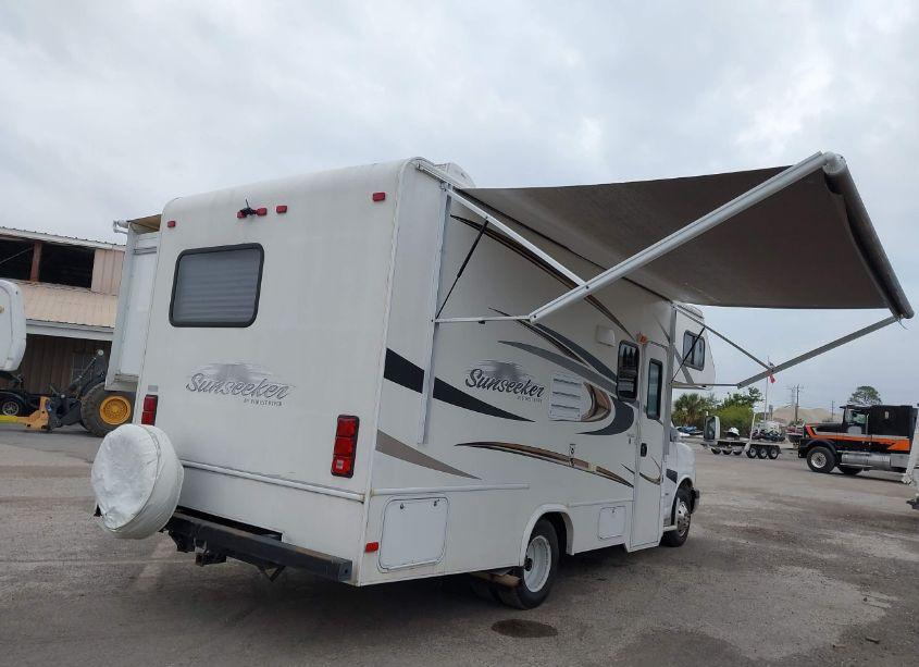 Photo 4 of 2014 Chevrolet Express CUTAWAY 4500 (VIN 1GB6G5CG9E1167801)