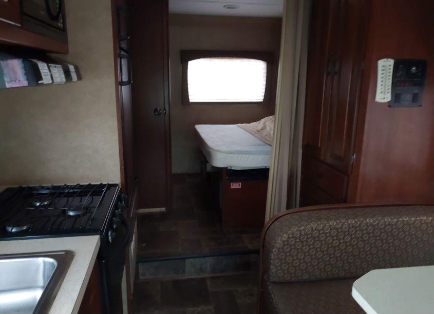 Photo 8 of 2014 Chevrolet Express CUTAWAY 4500 (VIN 1GB6G5CG9E1167801)