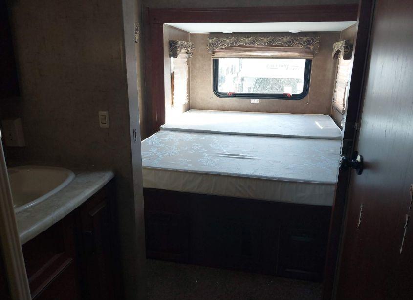 Photo 14 of 2014 Chevrolet Express SUNSEEKER MOTOR HOME (VIN 1GB6G5CGXE1175664)