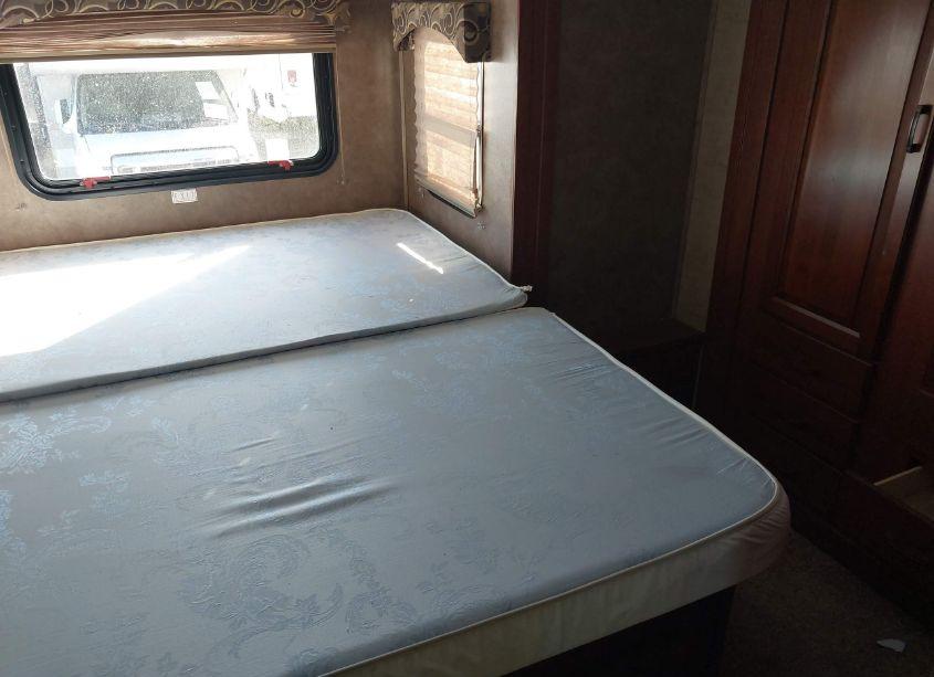 Photo 15 of 2014 Chevrolet Express SUNSEEKER MOTOR HOME (VIN 1GB6G5CGXE1175664)