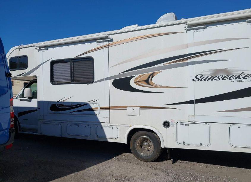 Photo 18 of 2014 Chevrolet Express SUNSEEKER MOTOR HOME (VIN 1GB6G5CGXE1175664)