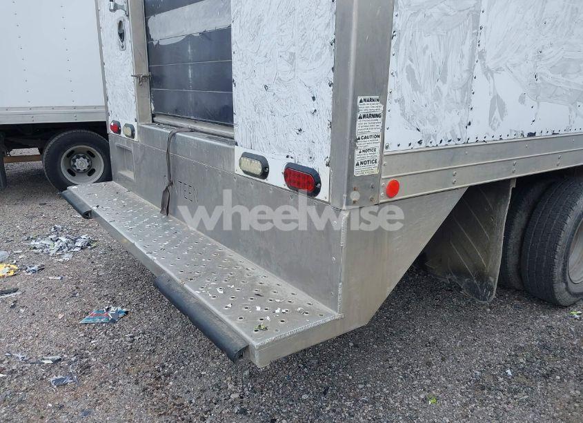 Photo 11 of 2016 Chevrolet Express CUTAWAY 4500 (VIN 1GB6GUCG1G1122493)