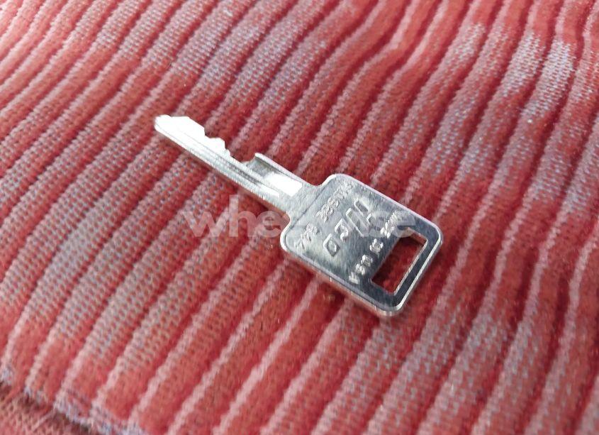 Photo 11 of 1992 Chevrolet Gmt-400 C1500 (VIN 1GBDC14K6NZ182322)