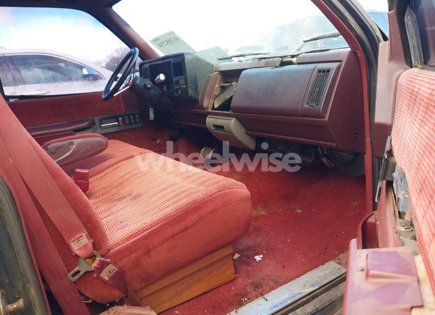 Photo 13 of 1992 Chevrolet Gmt-400 C1500 (VIN 1GBDC14K6NZ182322)