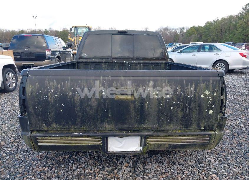 Photo 16 of 1992 Chevrolet Gmt-400 C1500 (VIN 1GBDC14K6NZ182322)