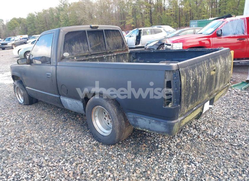 Photo 3 of 1992 Chevrolet Gmt-400 C1500 (VIN 1GBDC14K6NZ182322)