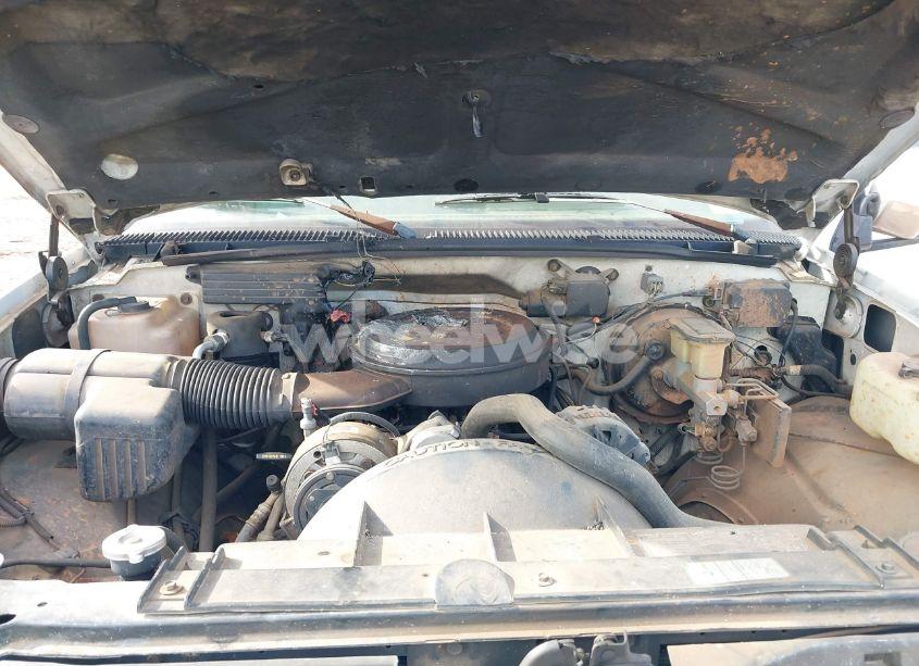 Photo 10 of 1994 Chevrolet Gmt-400 C1500 (VIN 1GBDC14KXRZ118595)