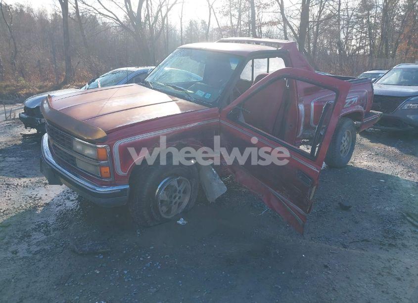 Photo 2 of 1991 Chevrolet Gmt-400 K1500 (VIN 1GBDK14K7MZ146589)