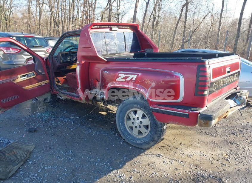 Photo 3 of 1991 Chevrolet Gmt-400 K1500 (VIN 1GBDK14K7MZ146589)