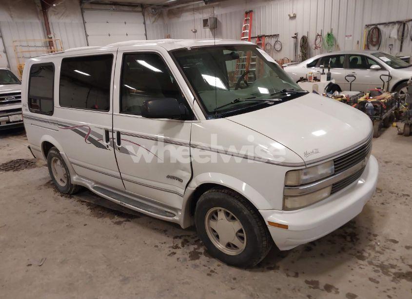 1998 Chevrolet Astro UPFITTER PKG. (VIN 1GBDM19W1WB121821) main photo