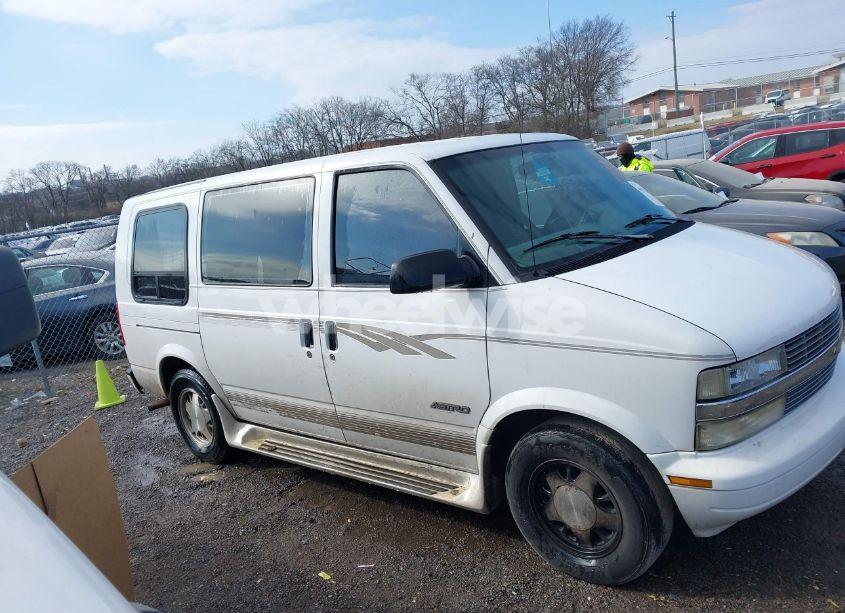 Photo 13 of 1995 Chevrolet Astro (VIN 1GBDM19W2SB148388)