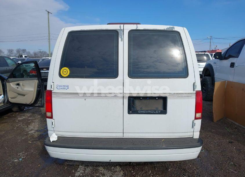 Photo 16 of 1995 Chevrolet Astro (VIN 1GBDM19W2SB148388)