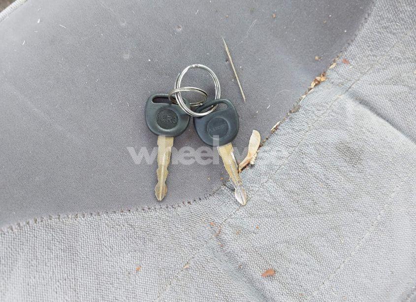 Photo 11 of 1999 Chevrolet Astro UPFITTER PKG. (VIN 1GBDM19W5XB136954)