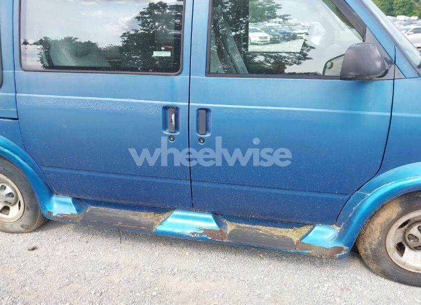 Photo 12 of 1999 Chevrolet Astro UPFITTER PKG. (VIN 1GBDM19W5XB136954)